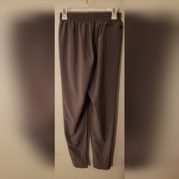 Nike Men's Dri-FIT Zippered Cuff, Windbreaker Pants - Size Medium - Picture 3 of 9